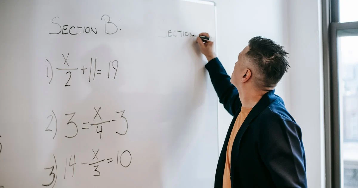 Pentingnya Problem Solving bagi Mahasiswa Vokasi Menghadapi Dunia Kerja